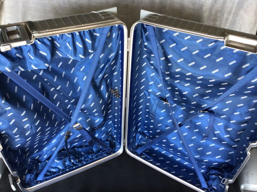 希少　リモワ　トパーズ　ビンテージサイドハンドル4輪の商品です。