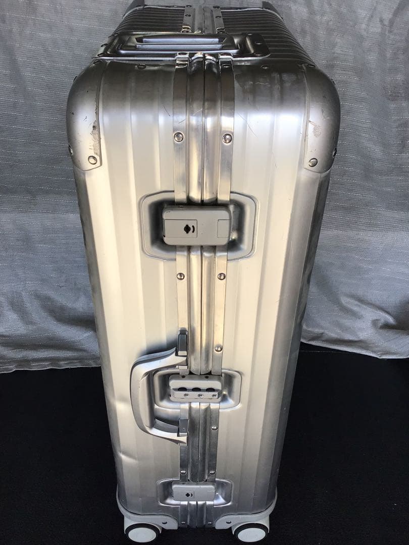 希少　リモワ　トパーズ　ビンテージサイドハンドル4輪の商品です。