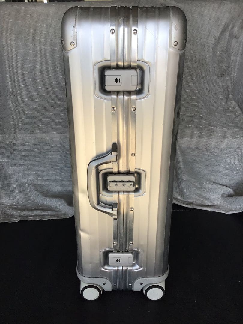 希少　リモワ　トパーズ　ビンテージサイドハンドル4輪の商品です。