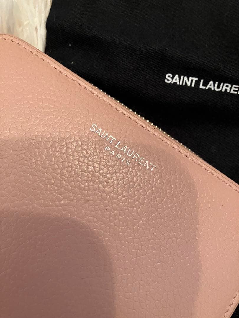 美品 SAINT LAURENT 二つ折り財布 ピンクレザー 年末限定セール！