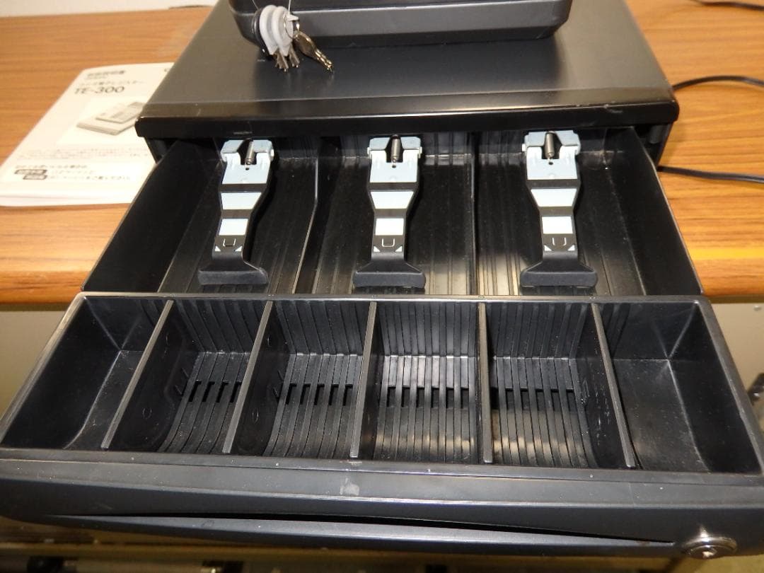 設定無料 CASIO TE-300-BK A4サイズ レジスター 250914