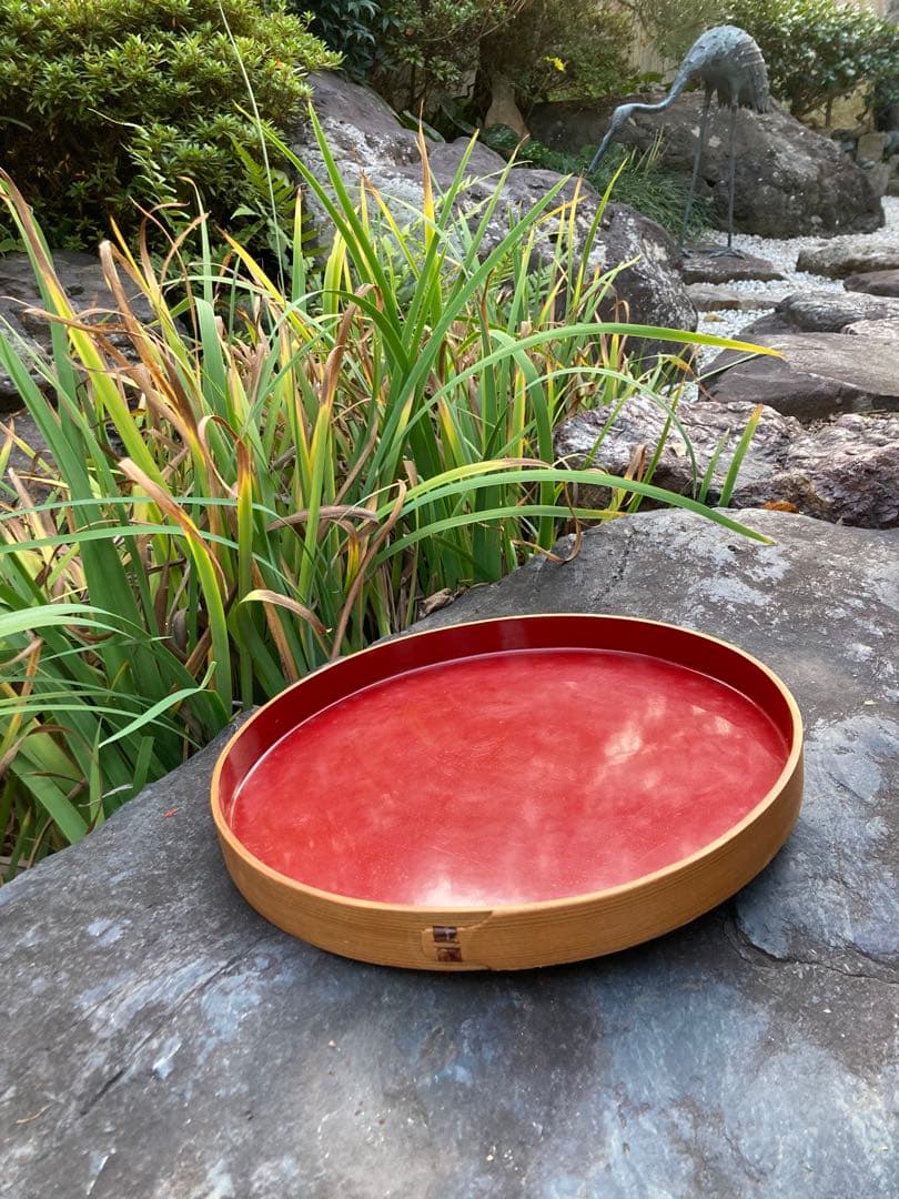 木製楕円形盆 赤色内側