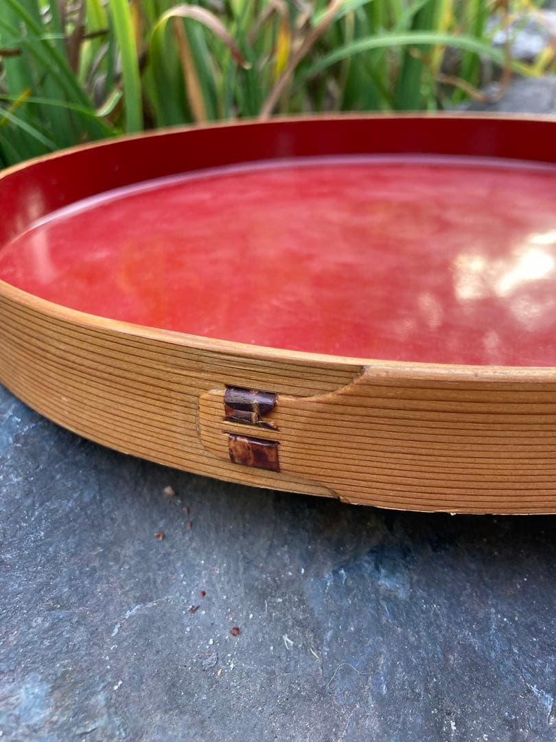 木製楕円形盆 赤色内側