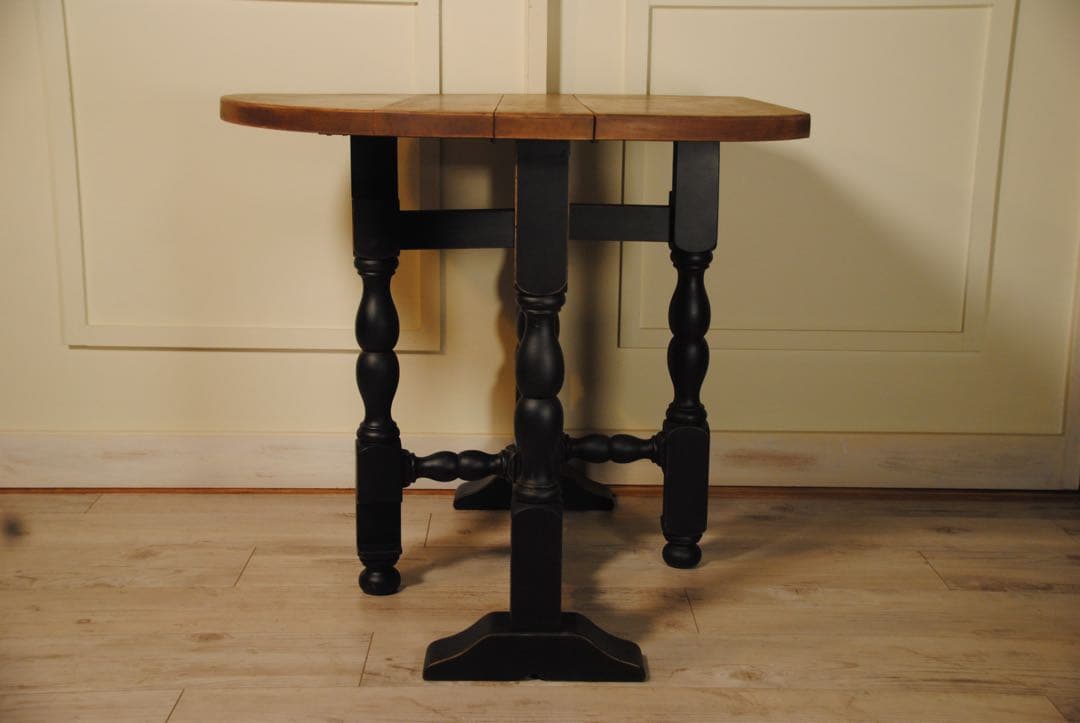 アンティークテーブル　ゲートレッグ　ドロップリーフ　オーク材　サイドテーブル