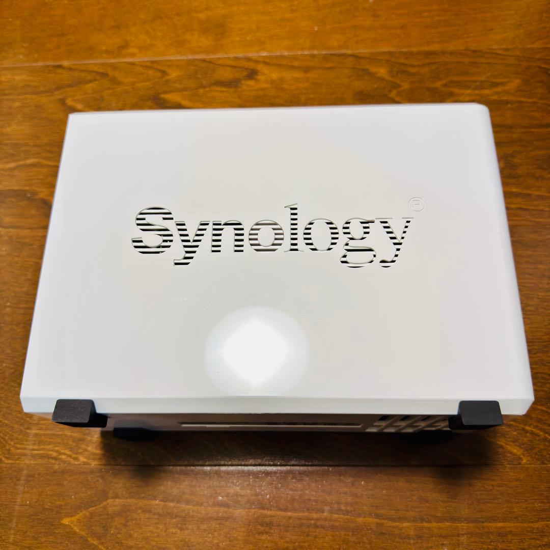 外付けハードディスク・ドライブ Synology DS223J + WD Red 2TB(7760h)