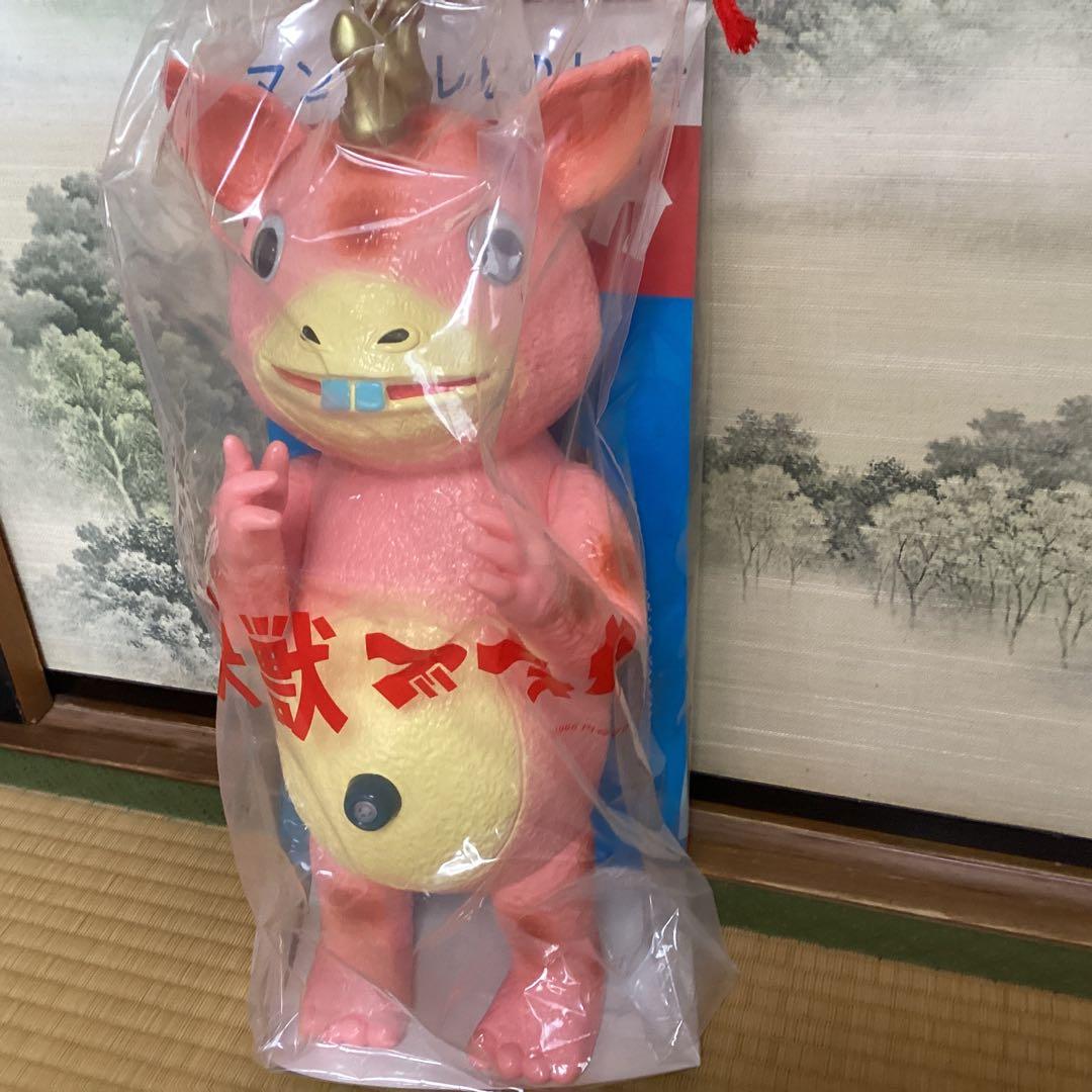 円谷公式オンラインSHOP 200体限定　ＤＸピンクブースカ　マルサンM1号