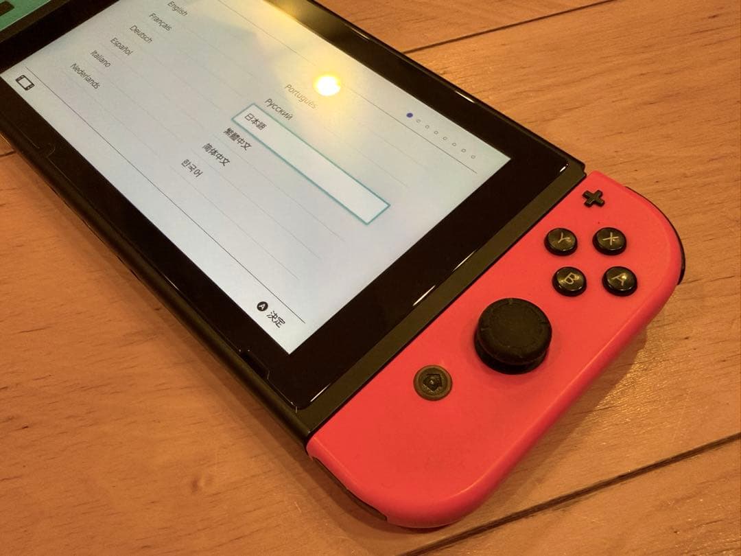 め*る様 Nintendo Switch 本体 青/赤 Joy-Con
