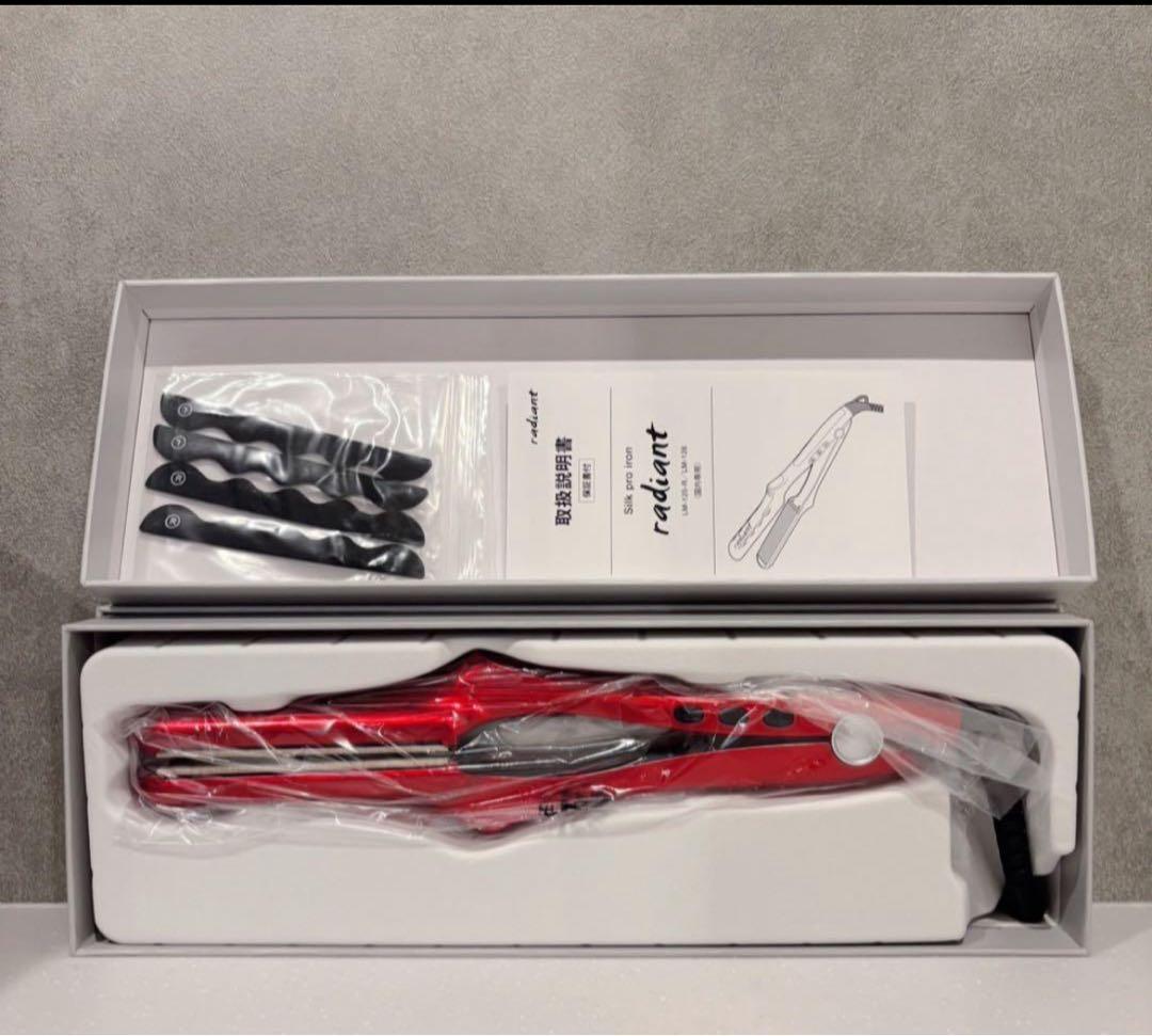 最終価格 新品未使用radiant ストレートヘアアイロン 35mm レッド