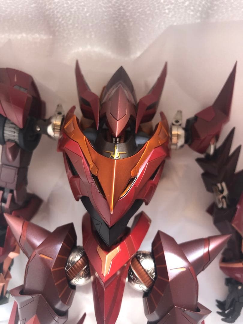 L BUILD メタルビルド紅蓮聖天八極式 & ランスロット・アルビオン