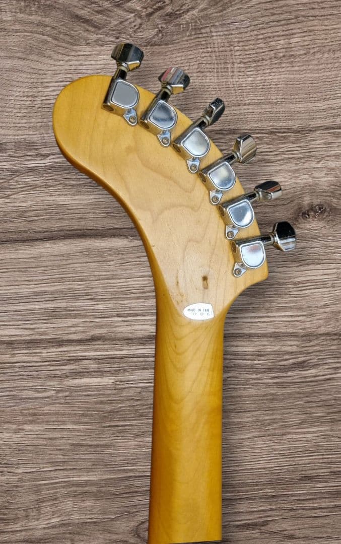 フェルナンデスZO-3ゾーサンエレキギター 内線スピーカー美品