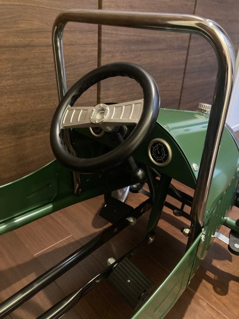 Baghera バゲーラ クラシック ペダルカー 乗用玩具