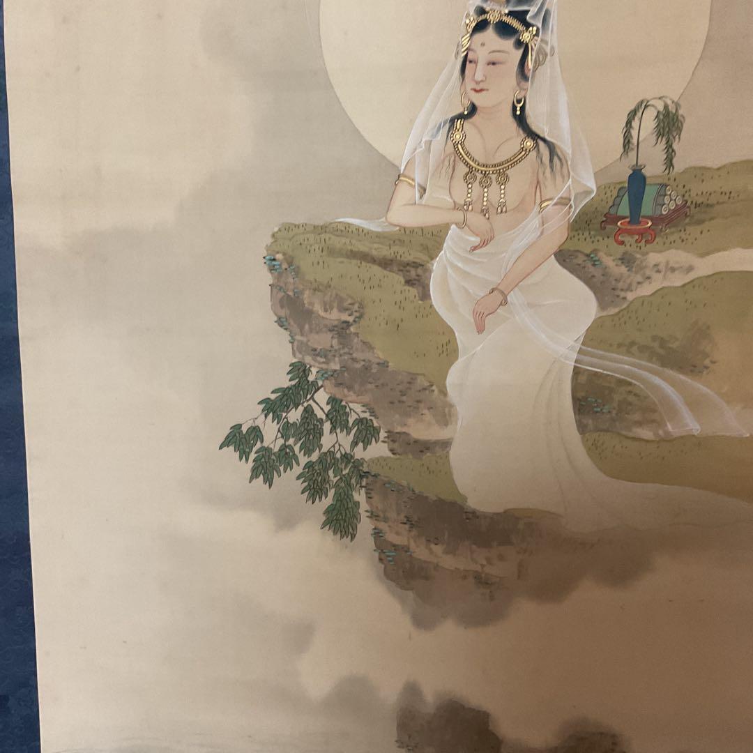 華 泉 筆 絹本彩色画 【 滝 観 世 音 図 】 共箱在