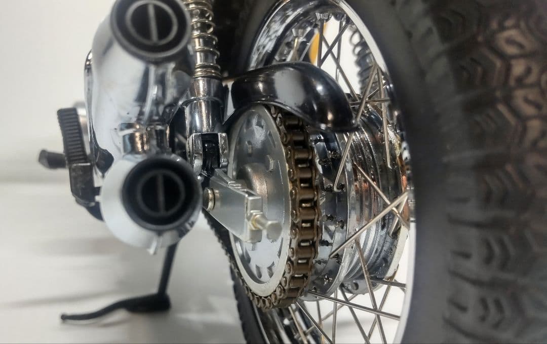 ミニチャンプス 1/6 HONDA CB750 ゴールド　ミニカー　バイク模型