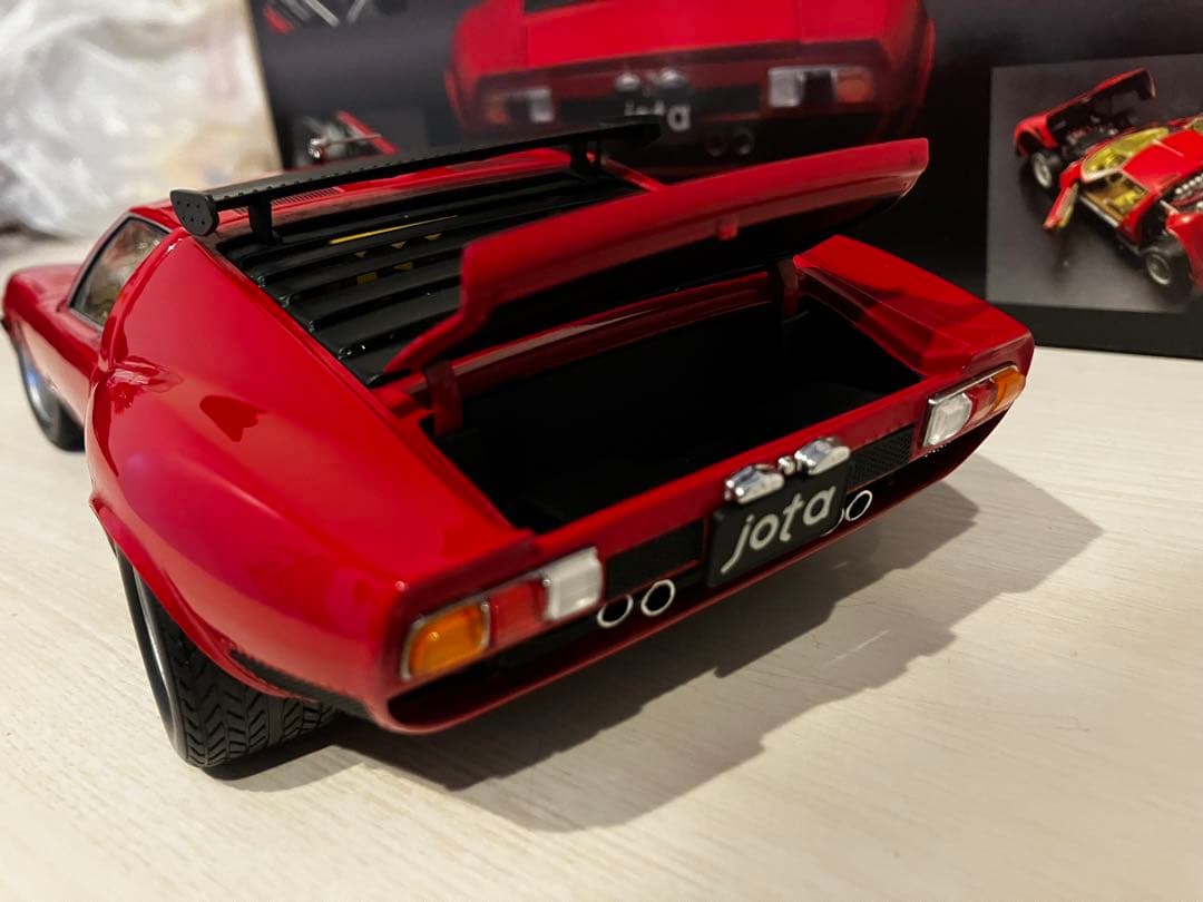 1/18京商 ランボルギーニ　イオタ JOTA SVR