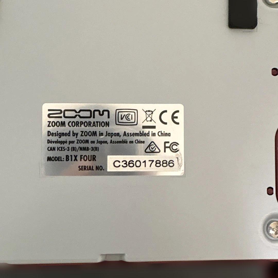 美品ZOOM B1X FOUR マルチエフェクター本体