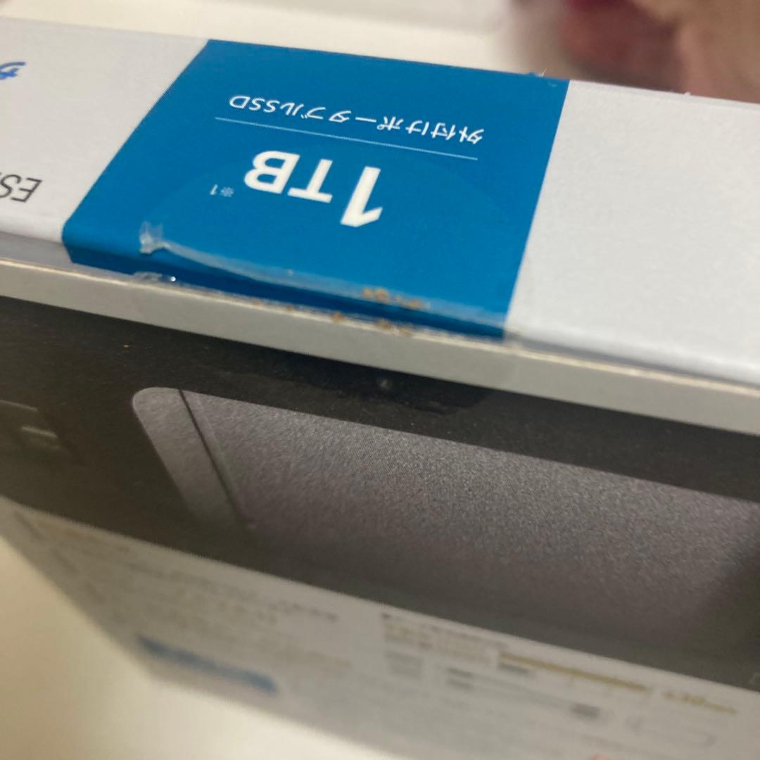 ELECOM 1TB 外付けSSD USB接続