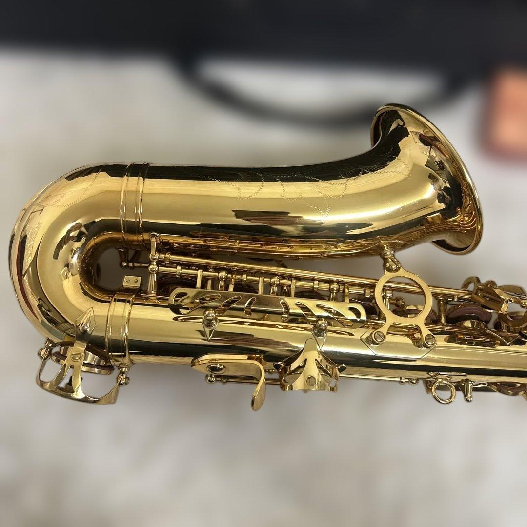 極美品　アルトサックス　ケース付き　初心者向き　ノーブランド　①