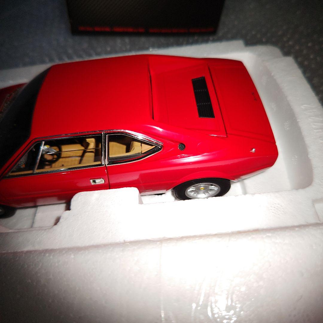 1/18　ホットウィール　エリート　フェラーリ　308　GT4　ディーノ