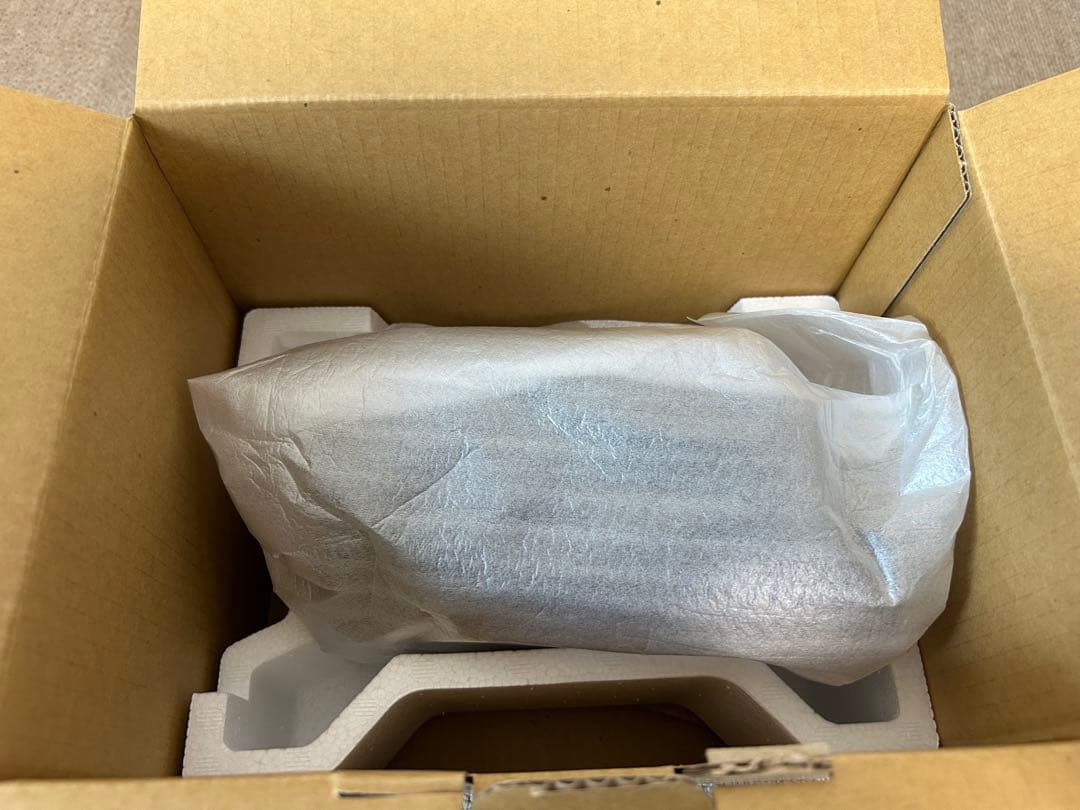 シ*ジ様 【新品未使用】SONY CCD-TR212 本体＋AC-V30充電器＋