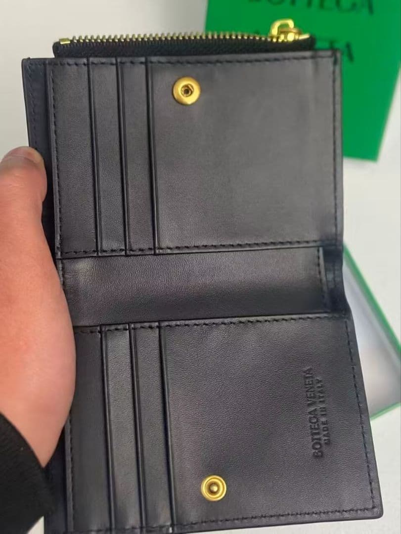 BOTTEGA VENETA ブラック 二つ折り財布