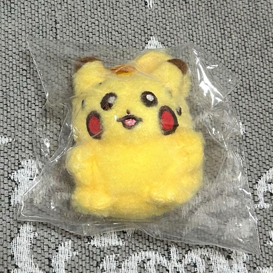 韓国限定 ポケモン ピカチュウ ぬいぐるみ マスコット キーリング メタモン