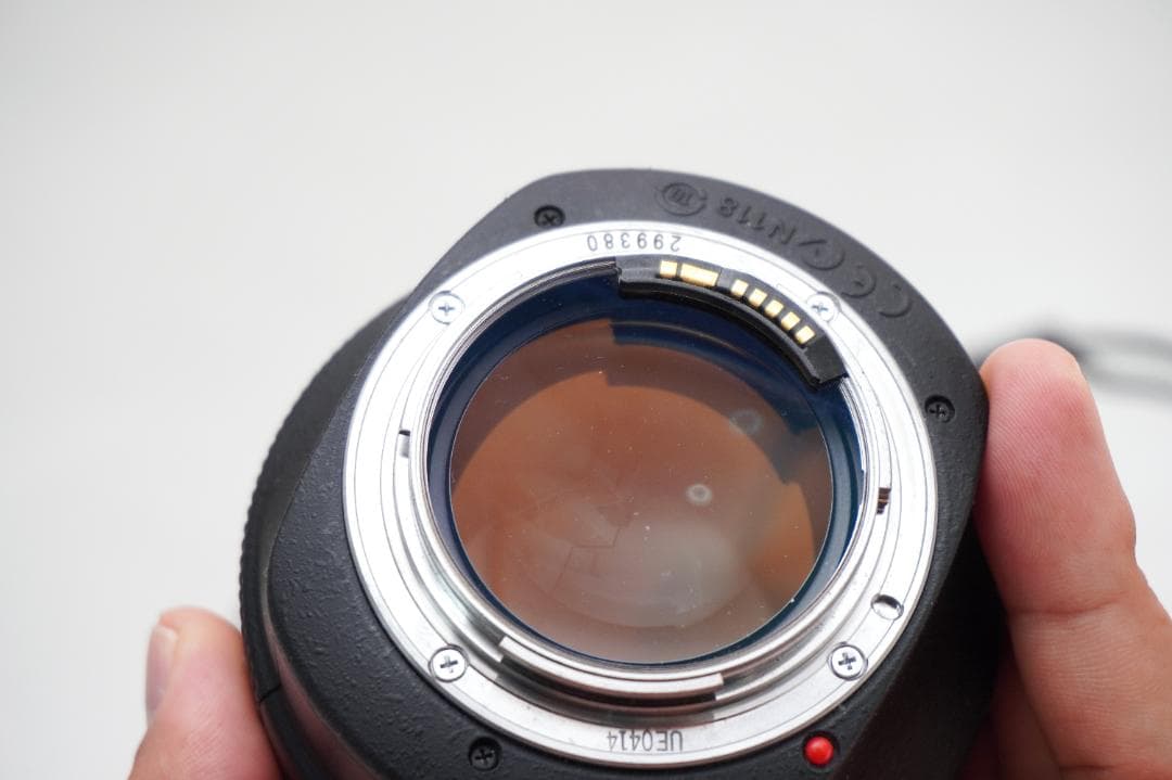 キヤノン　Canon　EF85ｍｍ　Ｆ1.2L Ⅱ USM