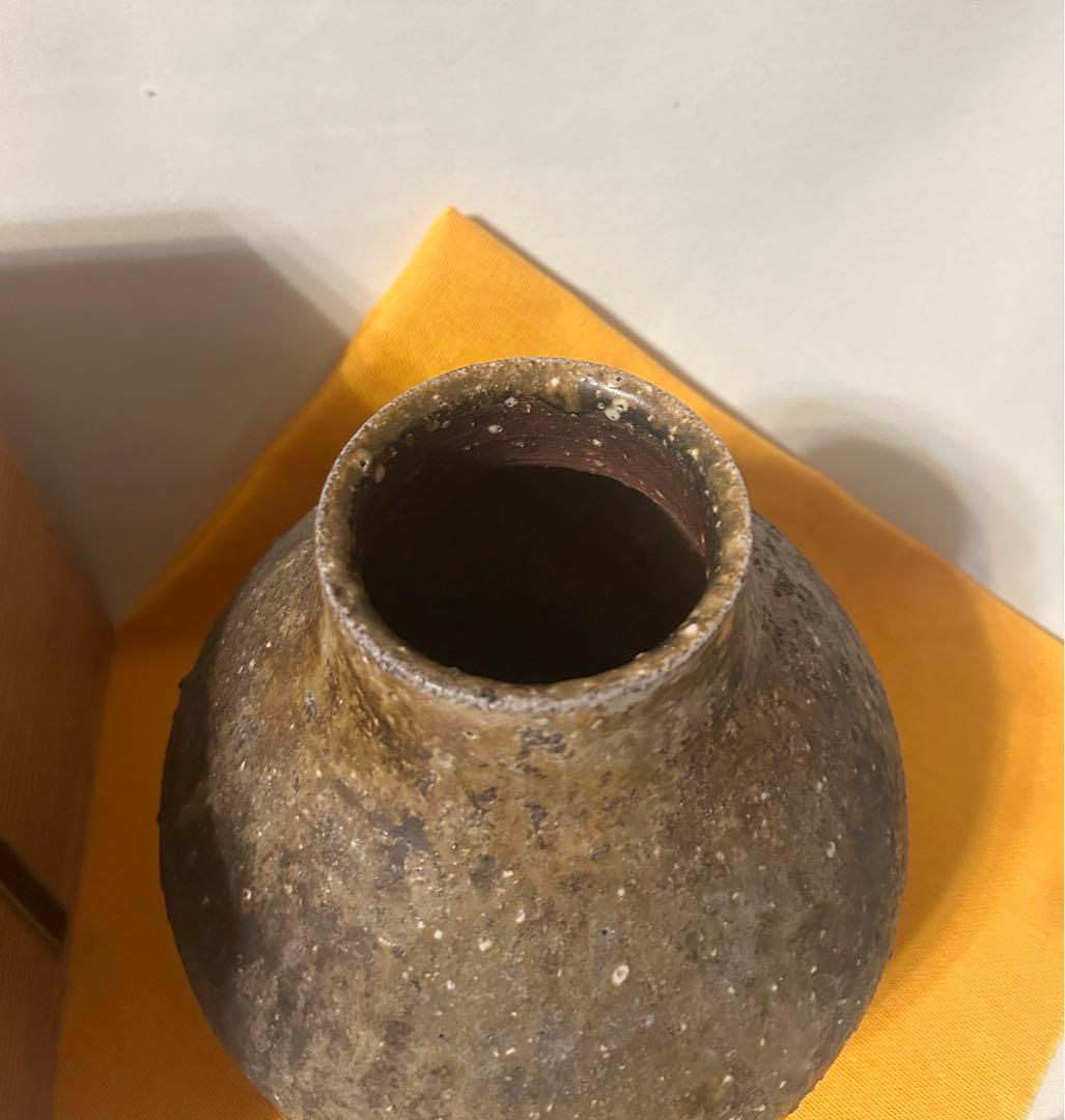 新佳三 光林窯 伊賀焼 壺 陶芸 花器 花入 花瓶 骨董 伊賀 新 佳三造 在銘