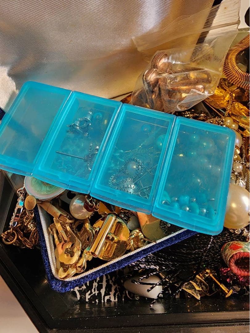 アクセサリー大量　ジャンク