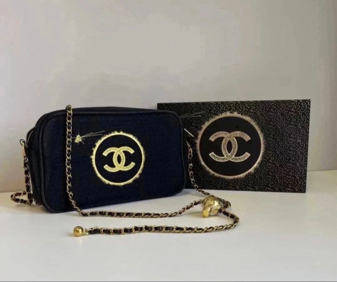 CHANEL ショルダーバッグ ブラック ゴールド