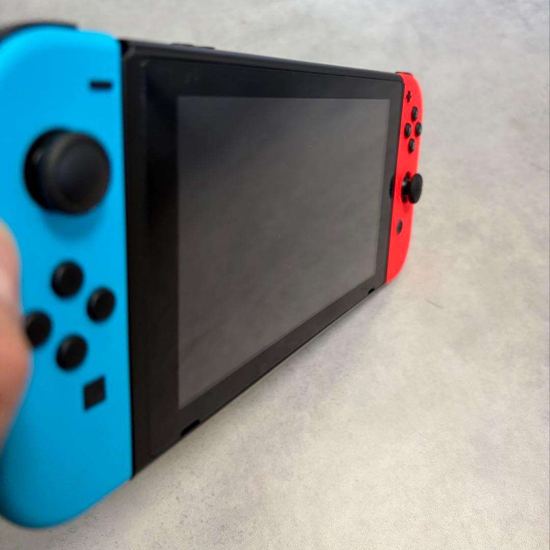 早い者勝ち特典付Nintendo Switch 本体 ネオンブルー/ネオンレッド