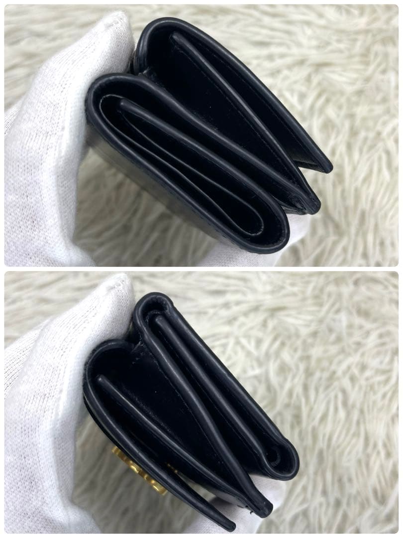 美品‼️ バレンシアガ　三つ折り財布　ロゴ金具　ゴールド金具　レザー　ブラック