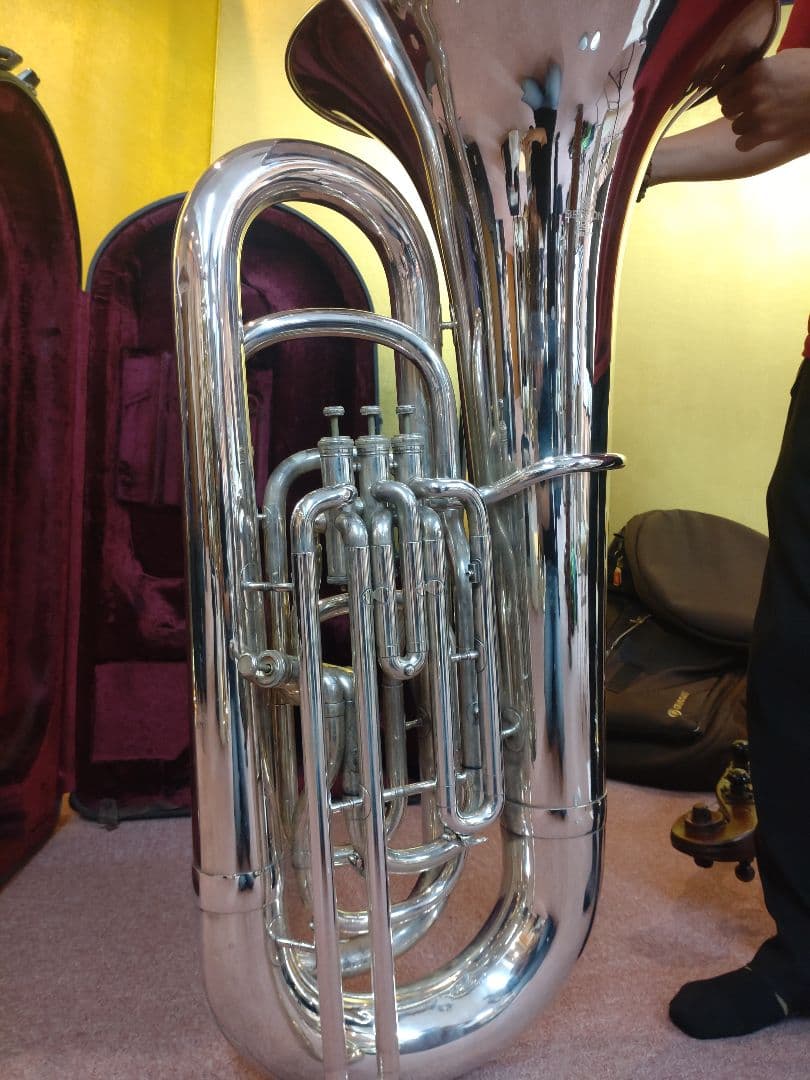 BESSON 700 チューバ シルバー ケース付き