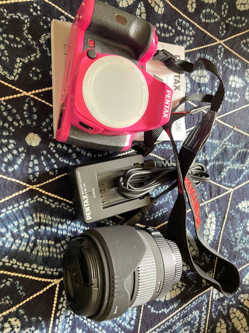 PENTAX デジタル一眼レフカメラ ピンク