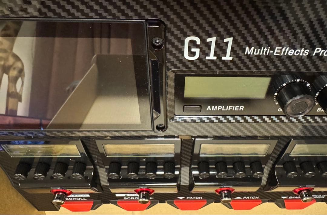 ZOOM G11 フラッグシップ マルチエフェクター 17000円相当のオマケ付