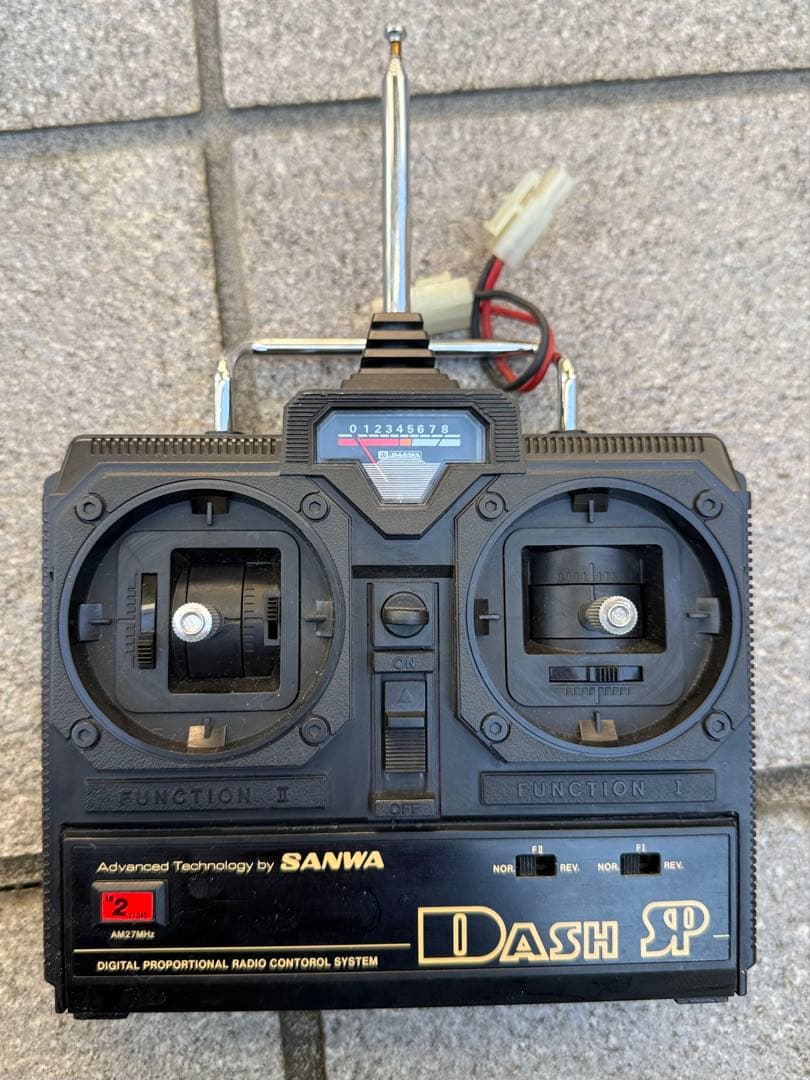 京商ラジコン　KYOSHO MAXXUM FF 1/10 オマケ付き。