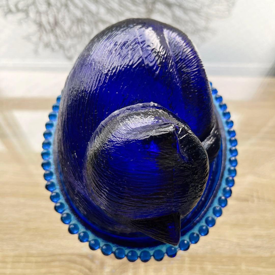 骨董　時代ガラス　希少　瑠璃色ガラス　眠り猫モチーフ　蓋物　菓子瓶　キャニスター