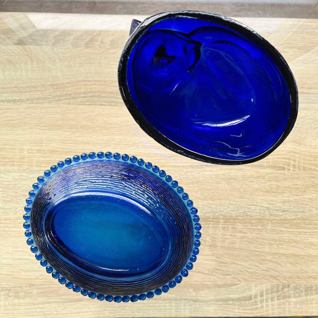 骨董　時代ガラス　希少　瑠璃色ガラス　眠り猫モチーフ　蓋物　菓子瓶　キャニスター