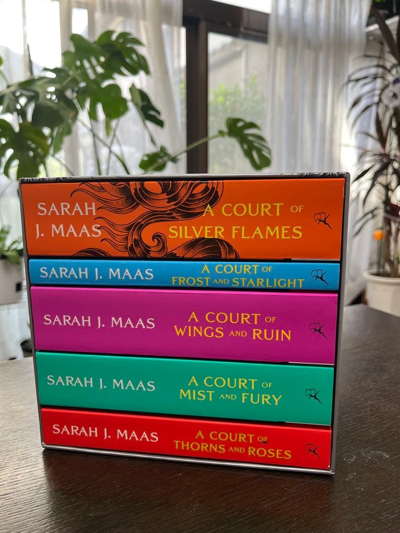 文学・小説 A Court of Thorns and Roses Box Set