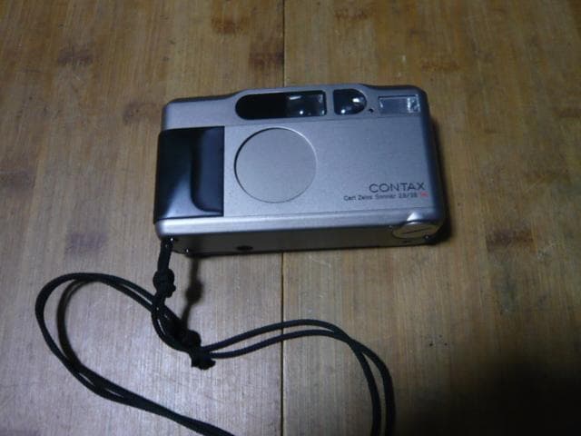 CONTAX T2　チタンクローム　動作品　並上