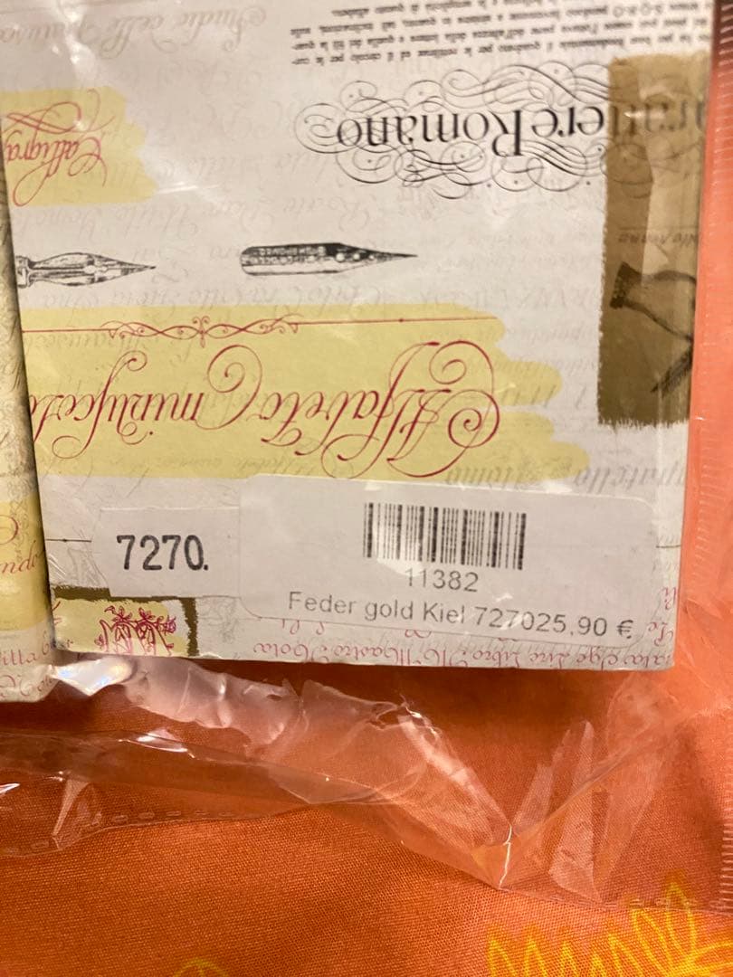 イタリア　羽根ペン