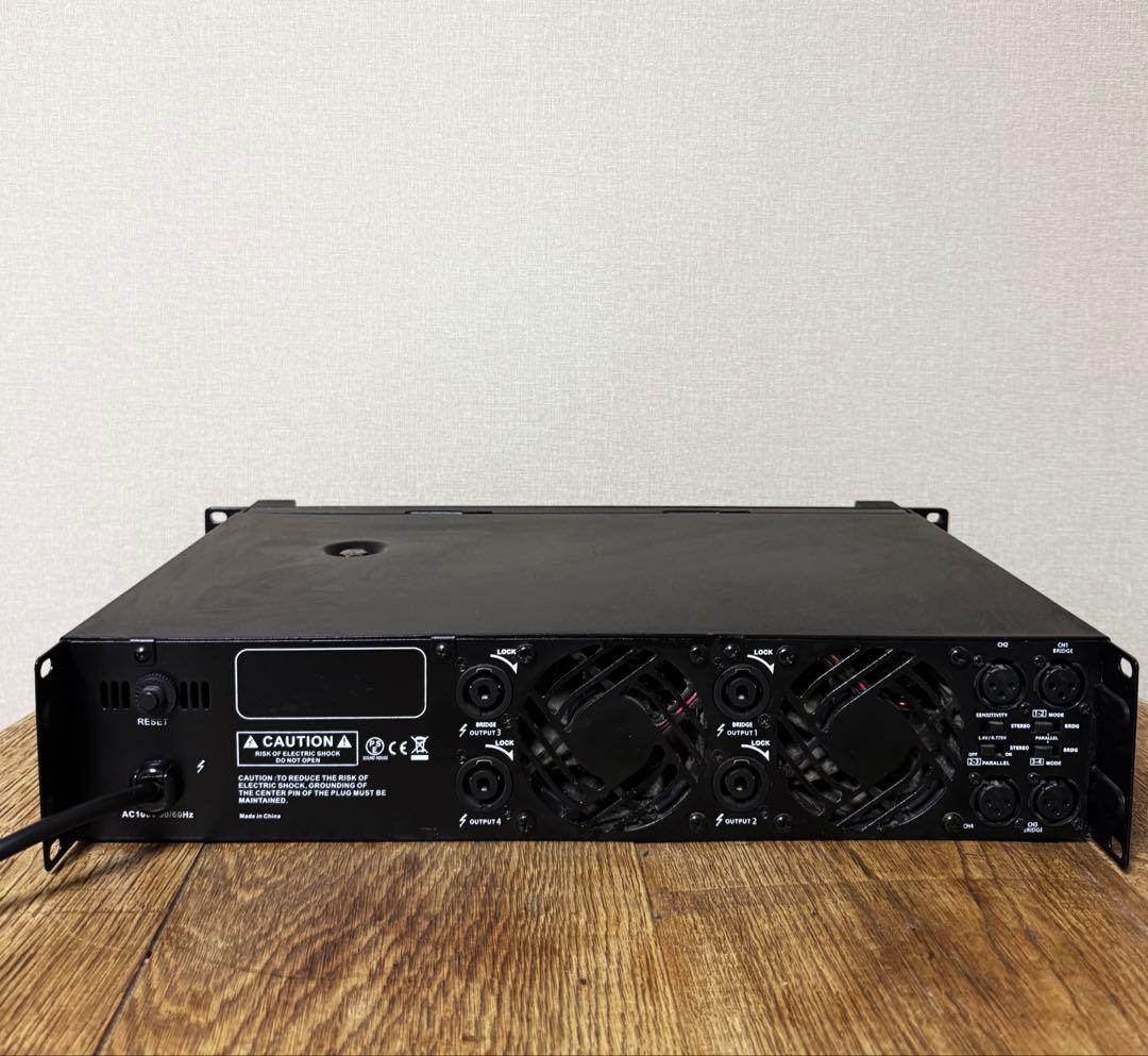 CLASSIC PRO CPX4100 4チャンネルパワーアンプ