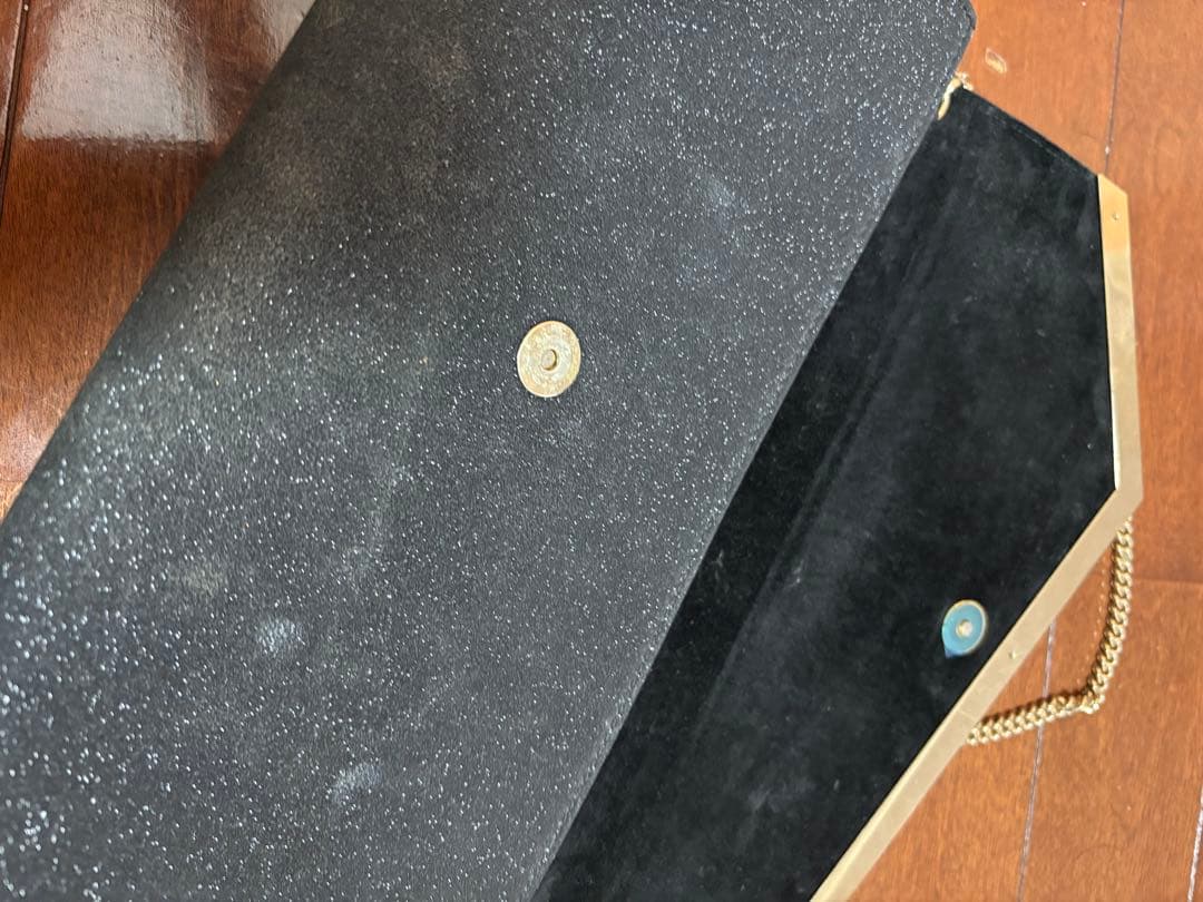 JIMMY CHOO クラッチバッグ 黒　ジミーチュウ　ラメ パーティー