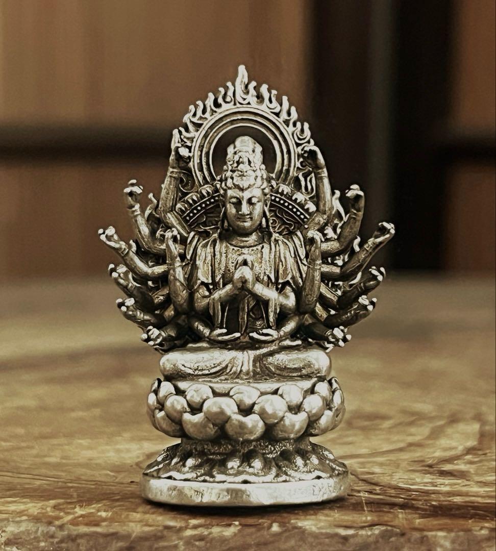 仏教美術 白銅 小型 細密細工 千手観音像 仏像 H4.5㎝