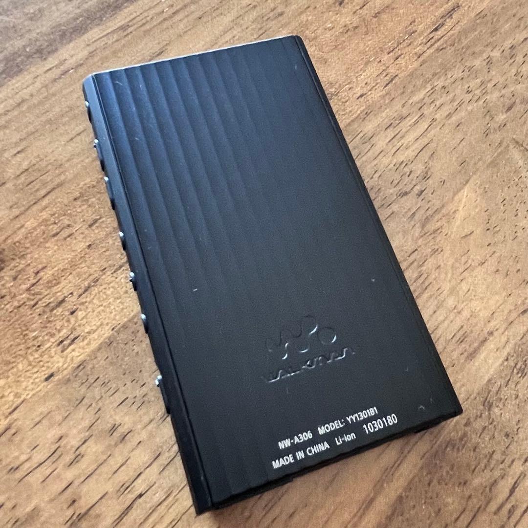 SONYウォークマン　NW-A306 と別売り専用シリコンケース