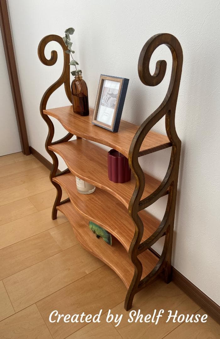 アンティーク調の曲線木製棚 K