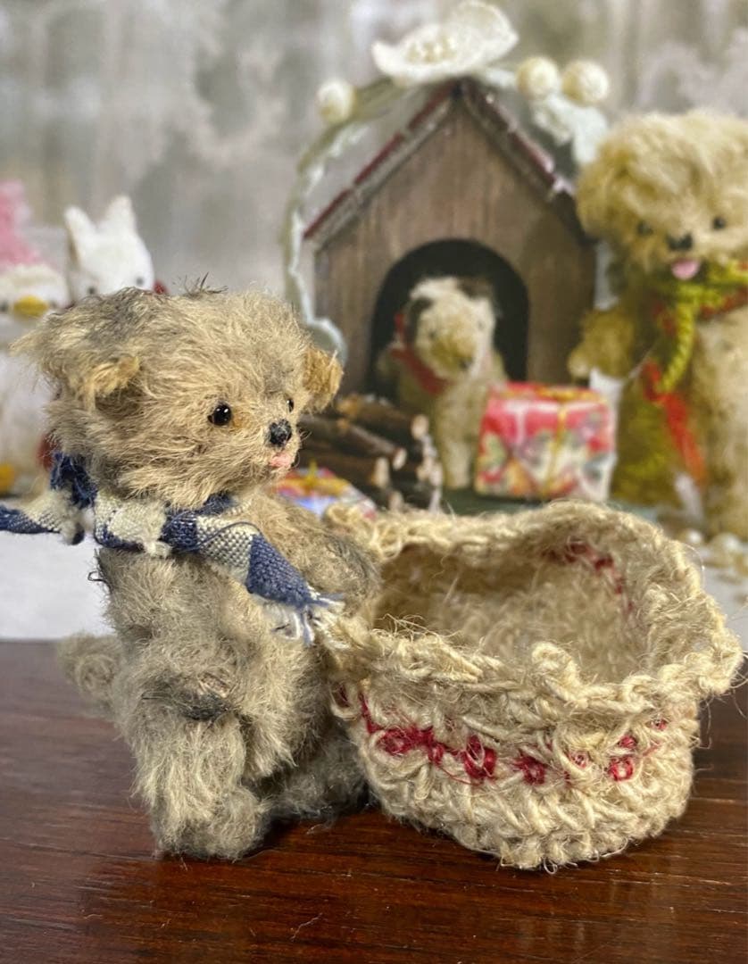 moriのえほん様　お茶目なワンコ　ミニチュア　ぬいぐるみ