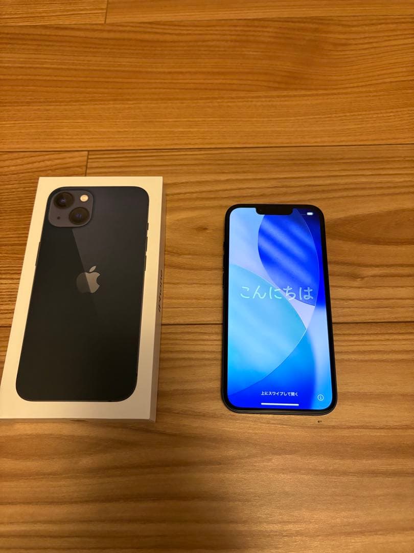 Apple iPhone13 色ミッドナイト256GB