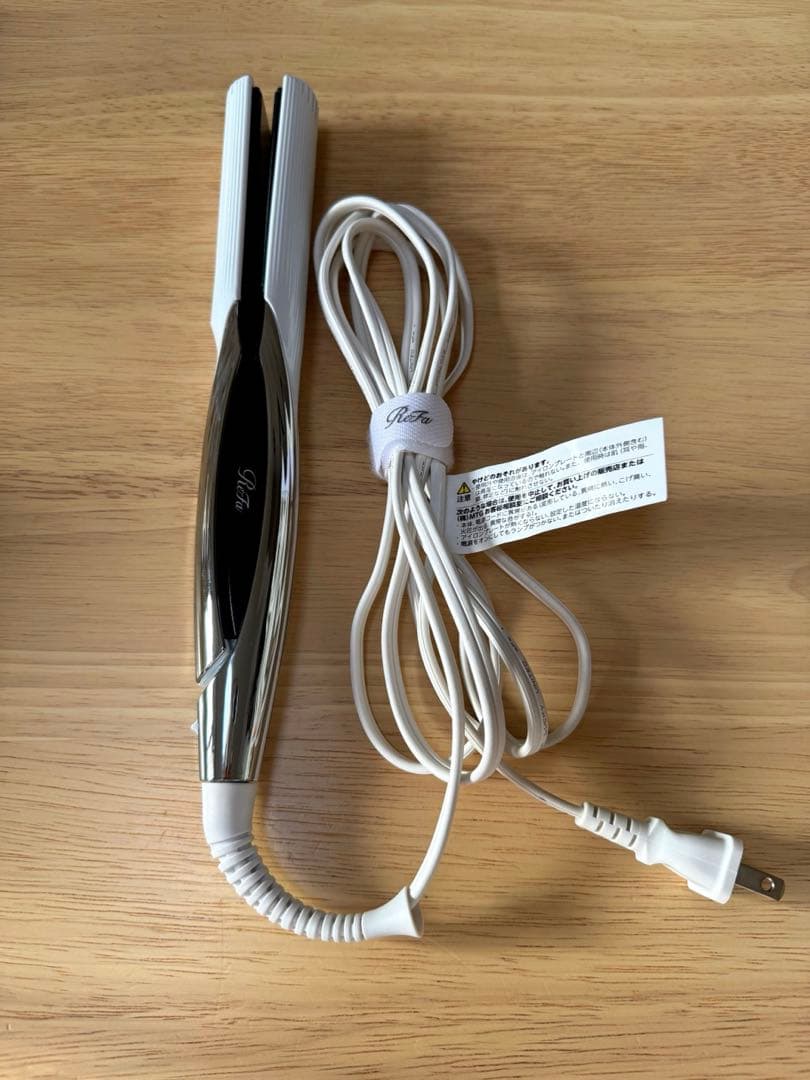 リファ　ビューテックストレートアイロン