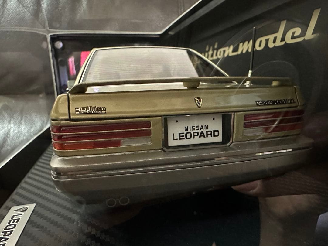 1/18 イグニッションモデル レパード F31 ignition あぶない刑事