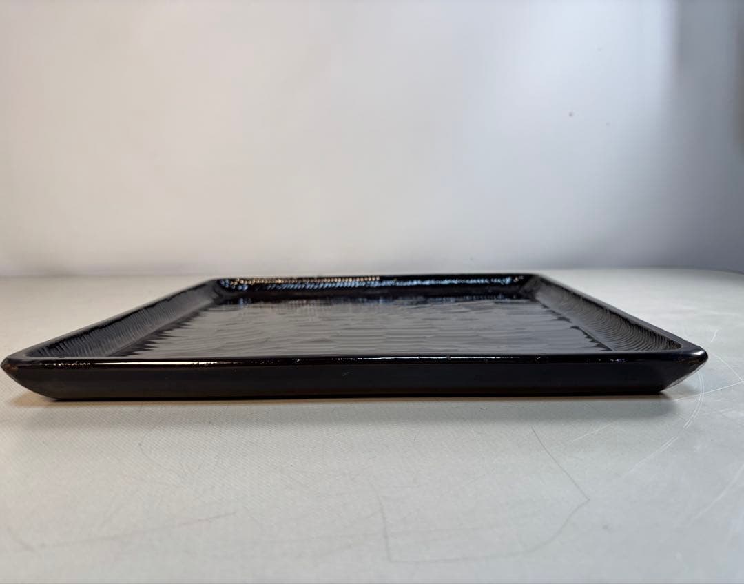 アンティーク　讃岐彫　古い松材のくり貫き角盆(四方盆)5枚セット　①